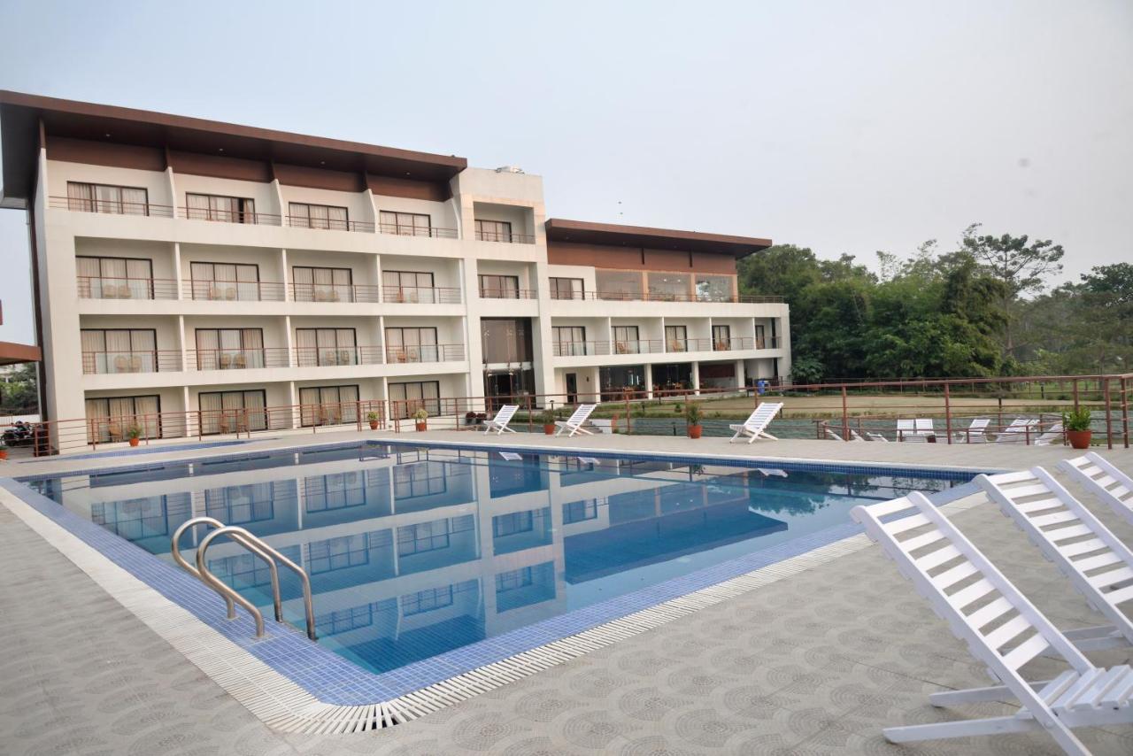 Park Safari Resort Саураха Экстерьер фото