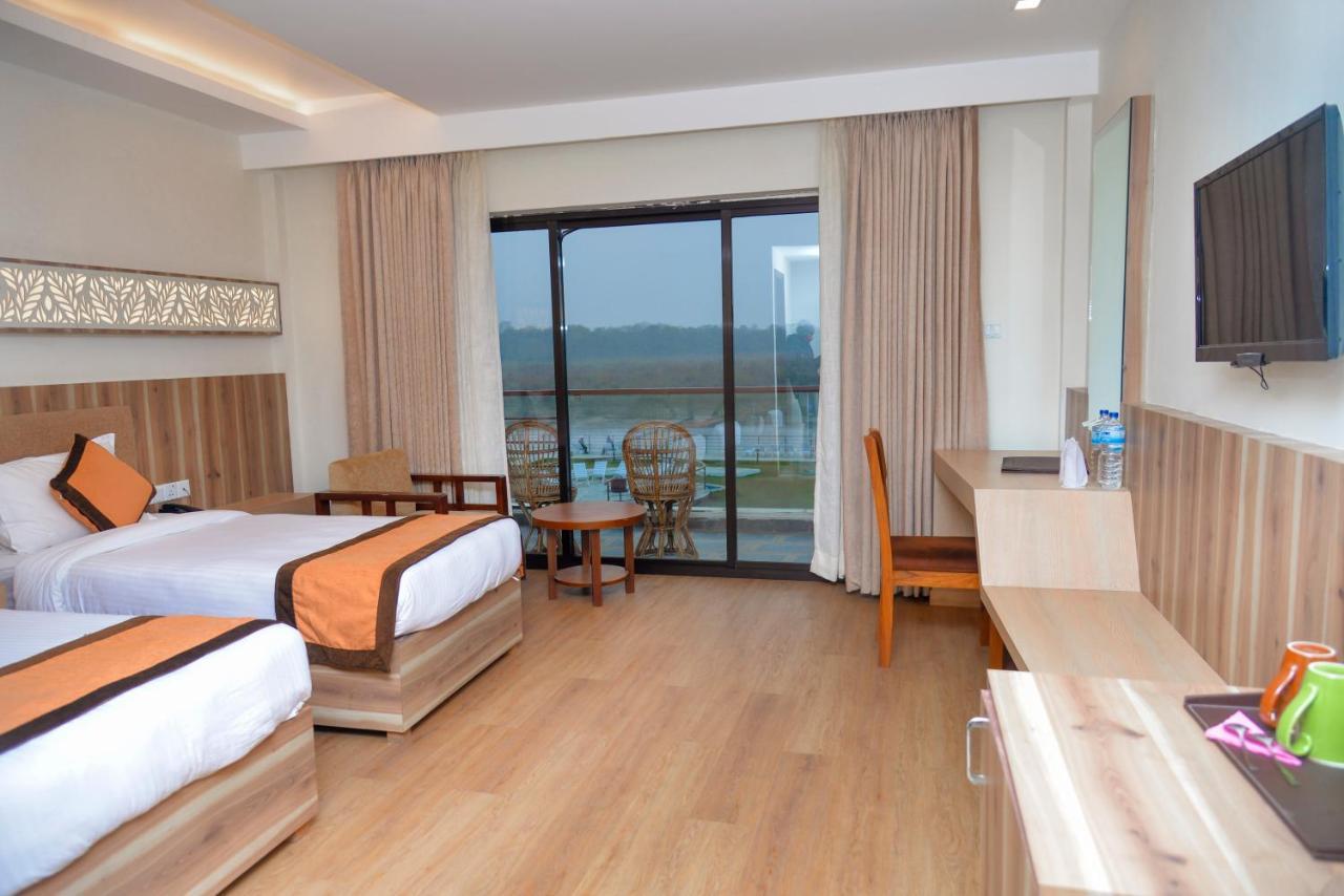 Park Safari Resort Саураха Экстерьер фото