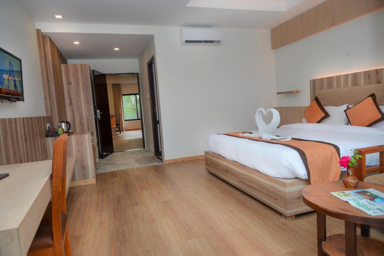 Park Safari Resort Саураха Экстерьер фото