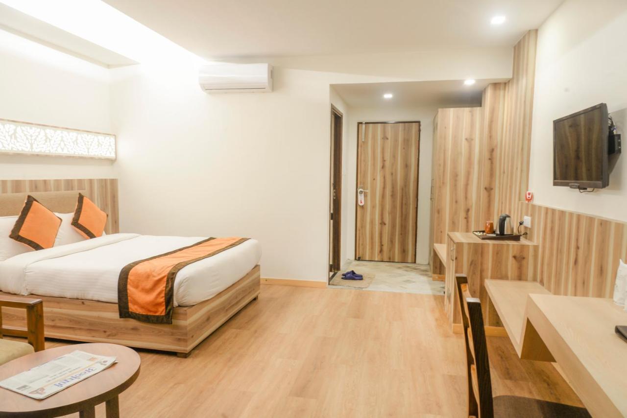 Park Safari Resort Саураха Экстерьер фото